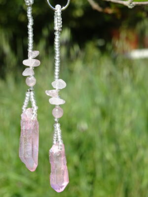 Boucles d’oreille cristal de roche quartz rose féerique