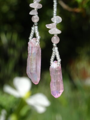Boucles d’oreille cristal de roche quartz rose féerique