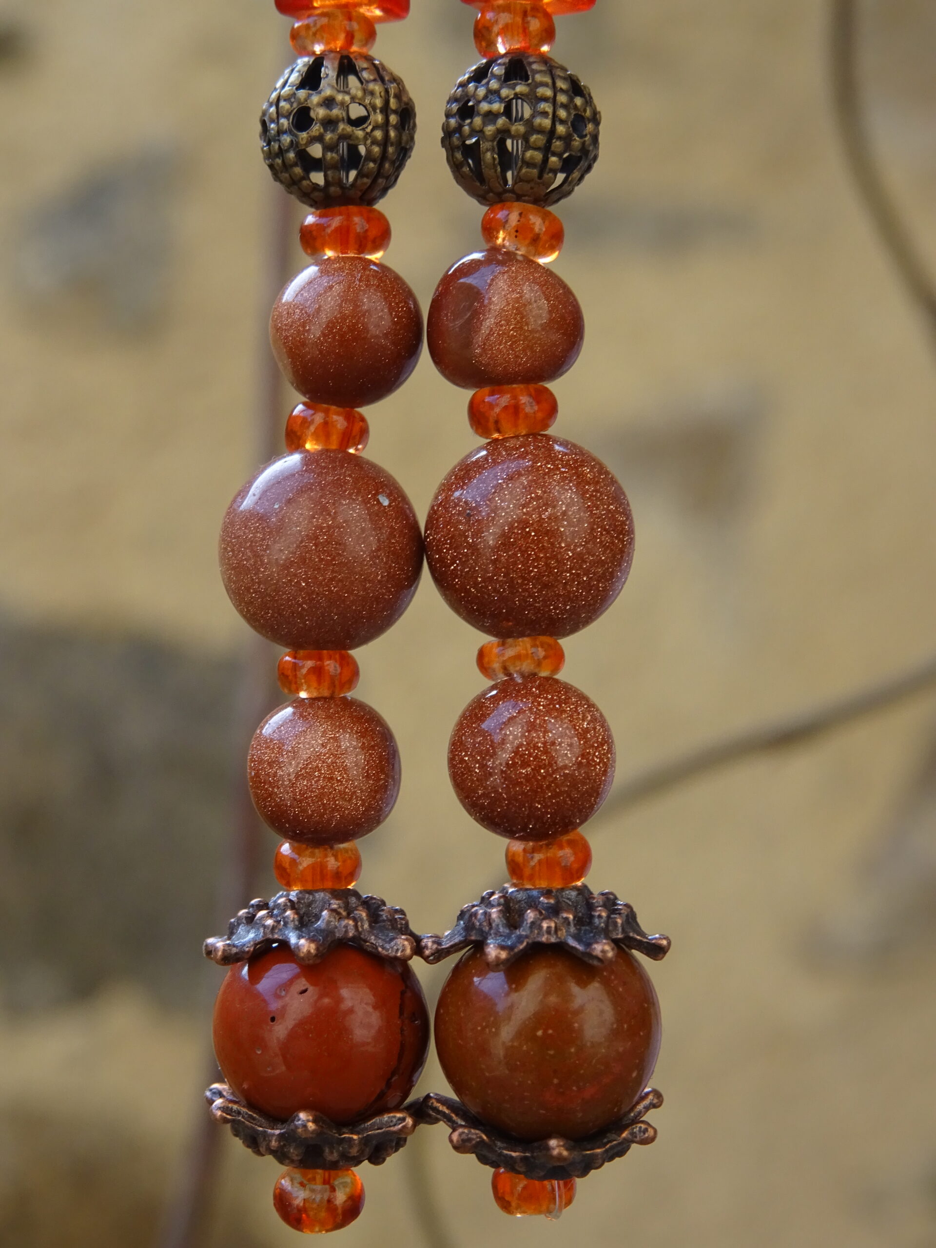 Boucles d’oreille pierre de soleil & jaspe rouge