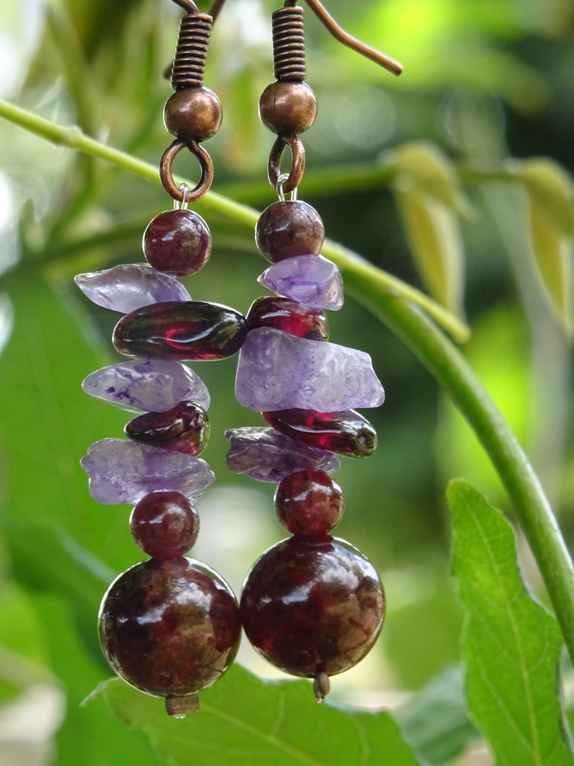 Boucles d’oreille améthyste & grenat