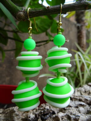 Boucles d’oreille phosphorescentes vert fluo