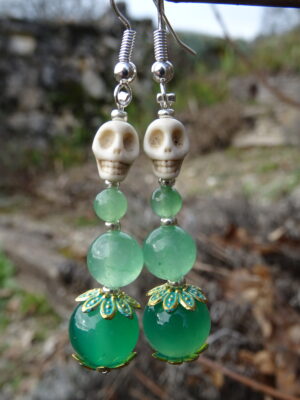 Boucles d’oreille tête de mort & aventurine