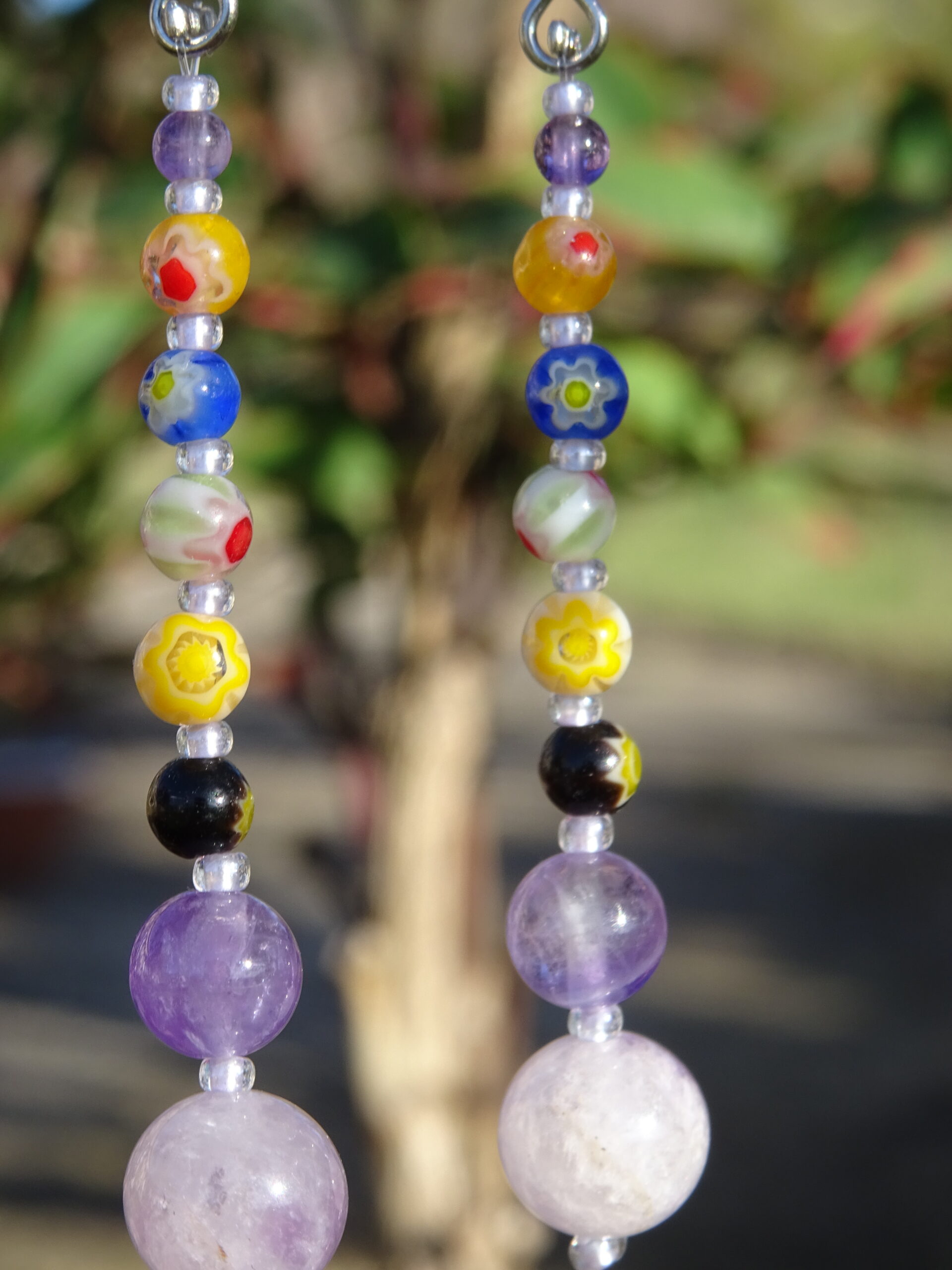Boucles d’oreille améthyste perles verre fleuries
