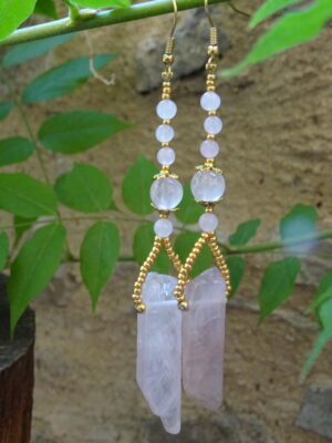 Boucles d’oreille longues quartz rose